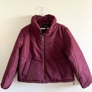 Ladies Burgundy Polyester Zipper Jacket Adjustable Fit